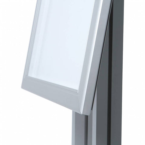 Speisekartenkasten freistehend silber - bannerama